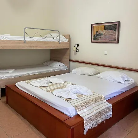 Calypso Hotel 3*