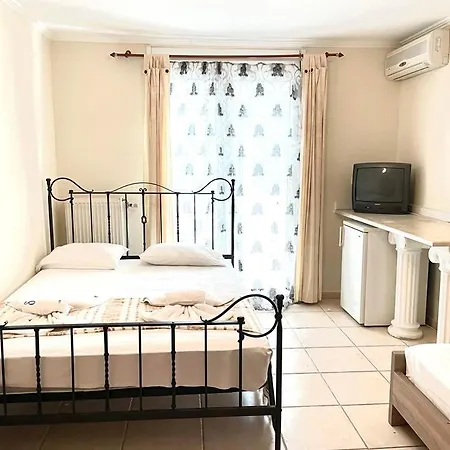 Calypso Hotel 3*